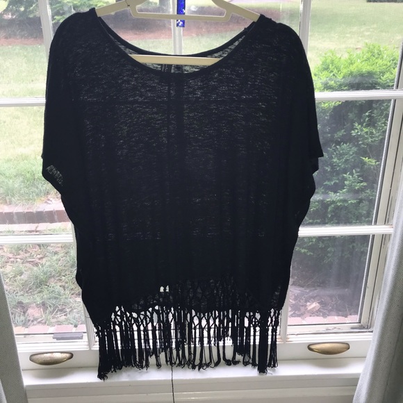 Cute black top - Picture 1 of 1